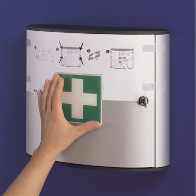 1 Ud Botiquín FIRST AID BOX M Vacío.